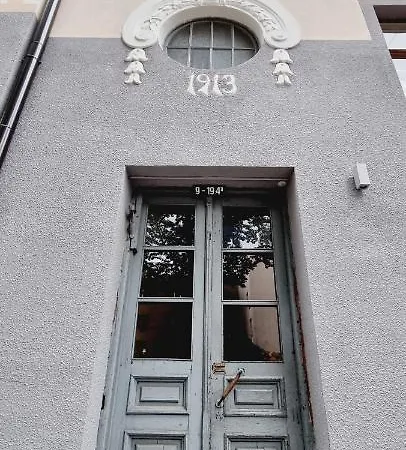 V311 Apartment *