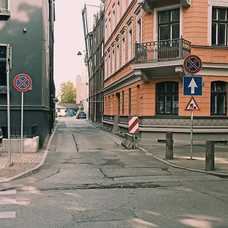 V311 Apartment